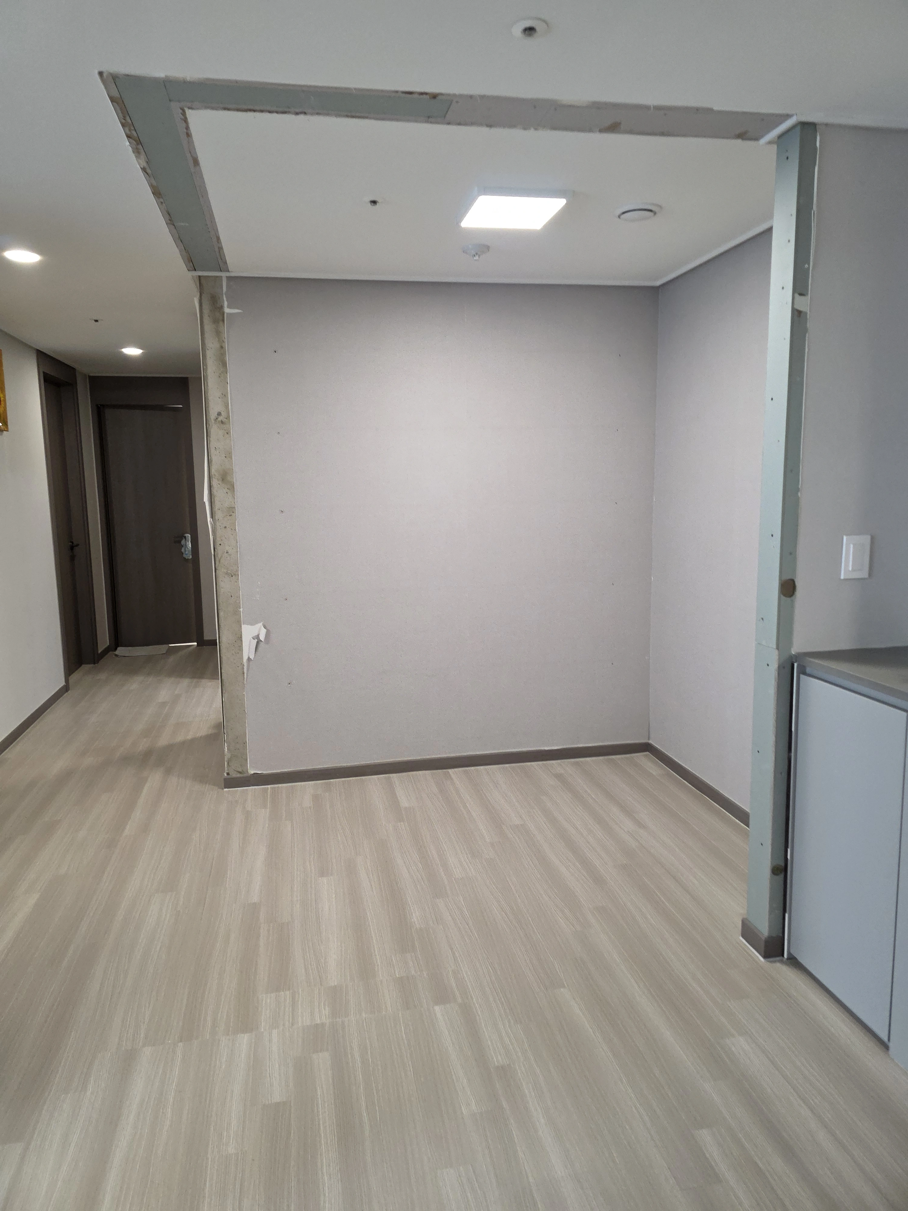 비내력벽 철거 시공 사진